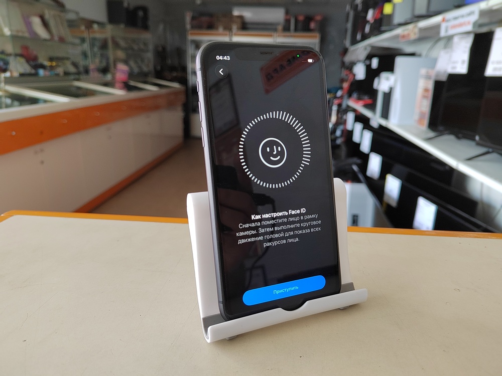 Смартфон Apple iPhone 11 64Gb