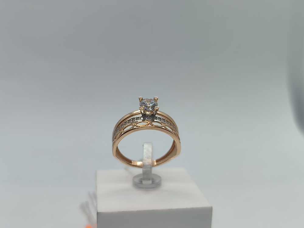 КОЛЬЦО С КАМНЯМИ (Au 585)