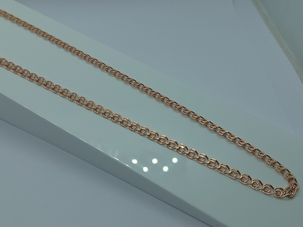 ЦЕПЬ ПУСТОТЕЛАЯ Лав (Au 585)