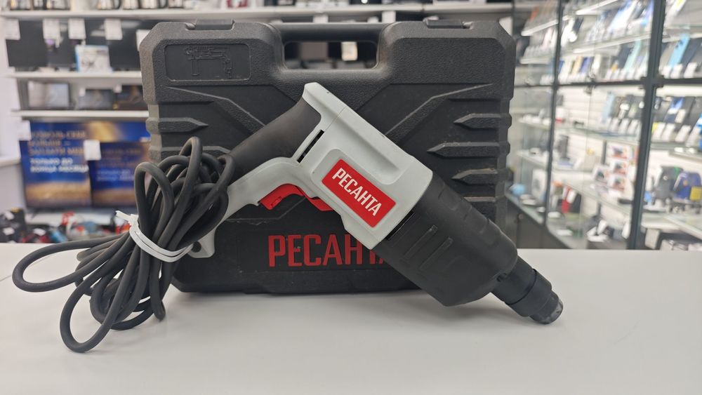 Перфоратор Ресанта П-24-650К