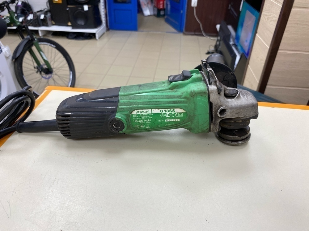 Угловая шлифмашина Hitachi G13SS