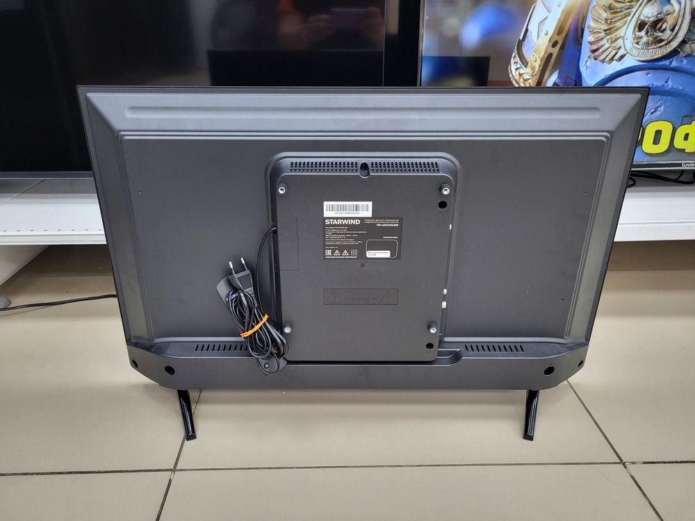 LED Телевизор Starwind SW-LED32SG300