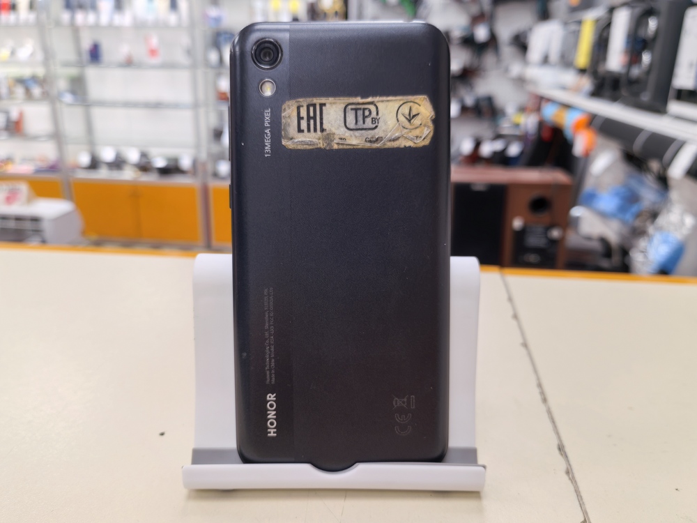 Смартфон Honor 8S 2/32