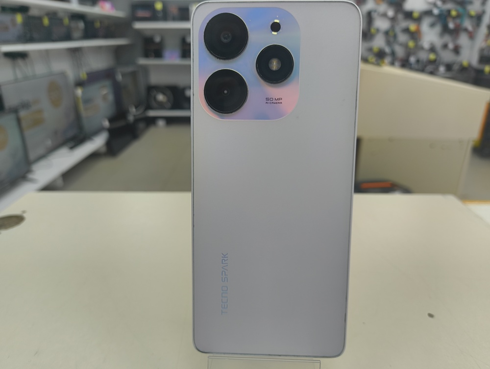 Смартфон Tecno Spark 10 Pro 8/256