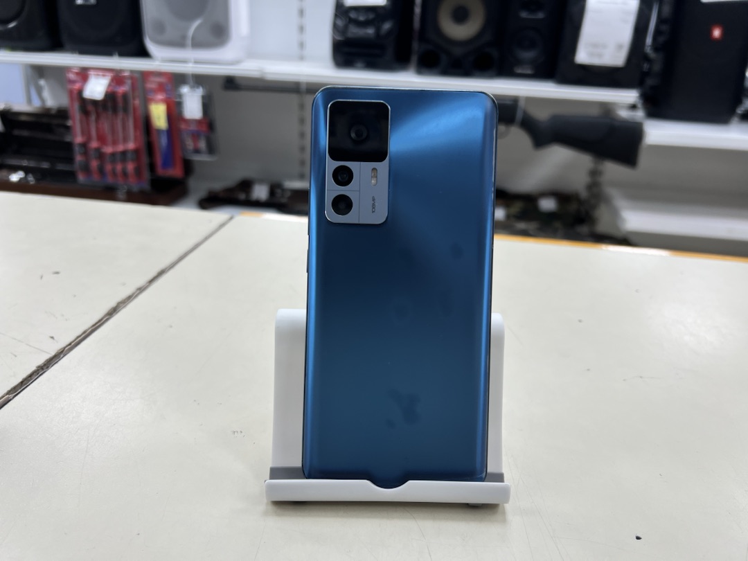 Смартфон Xiaomi 12T 8/128