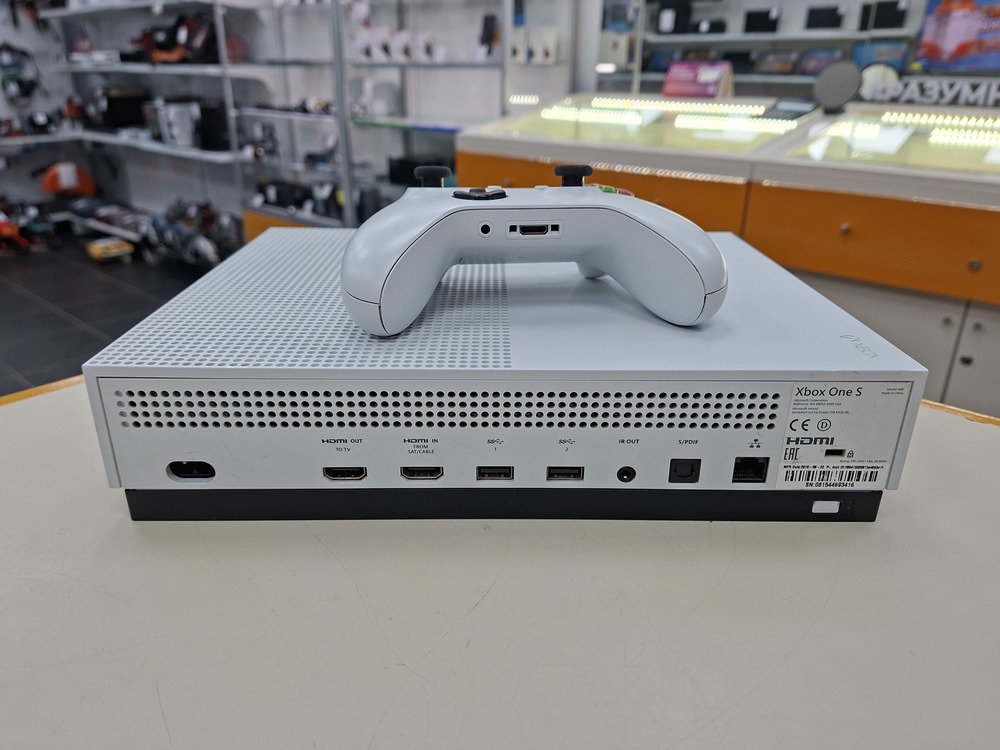 Игровая приставка Xbox One S 500Gb