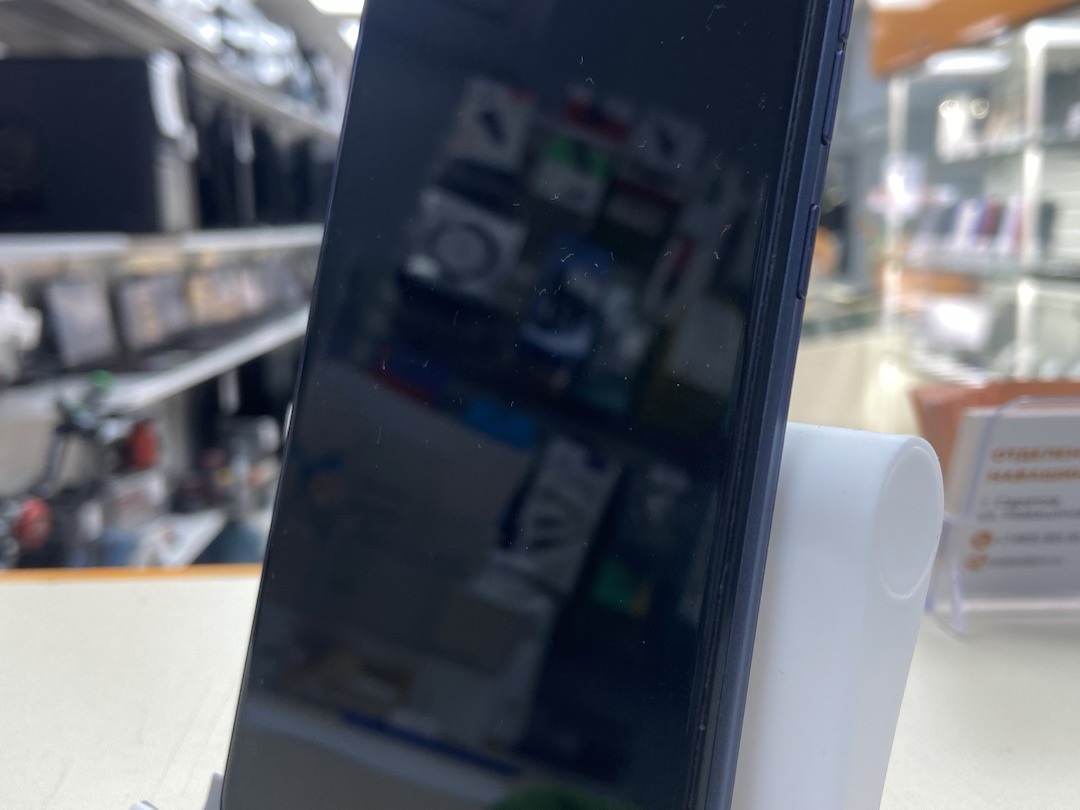 Смартфон Tecno Spark 8C 4/64