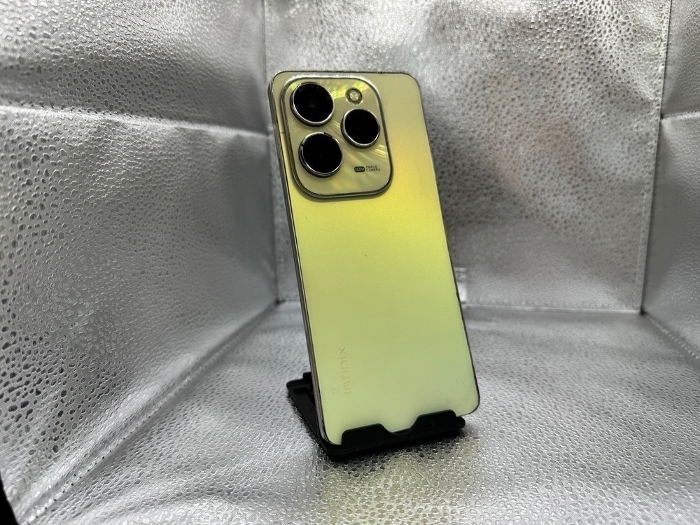 Смартфон Infinix HOT 40 Pro 12/256