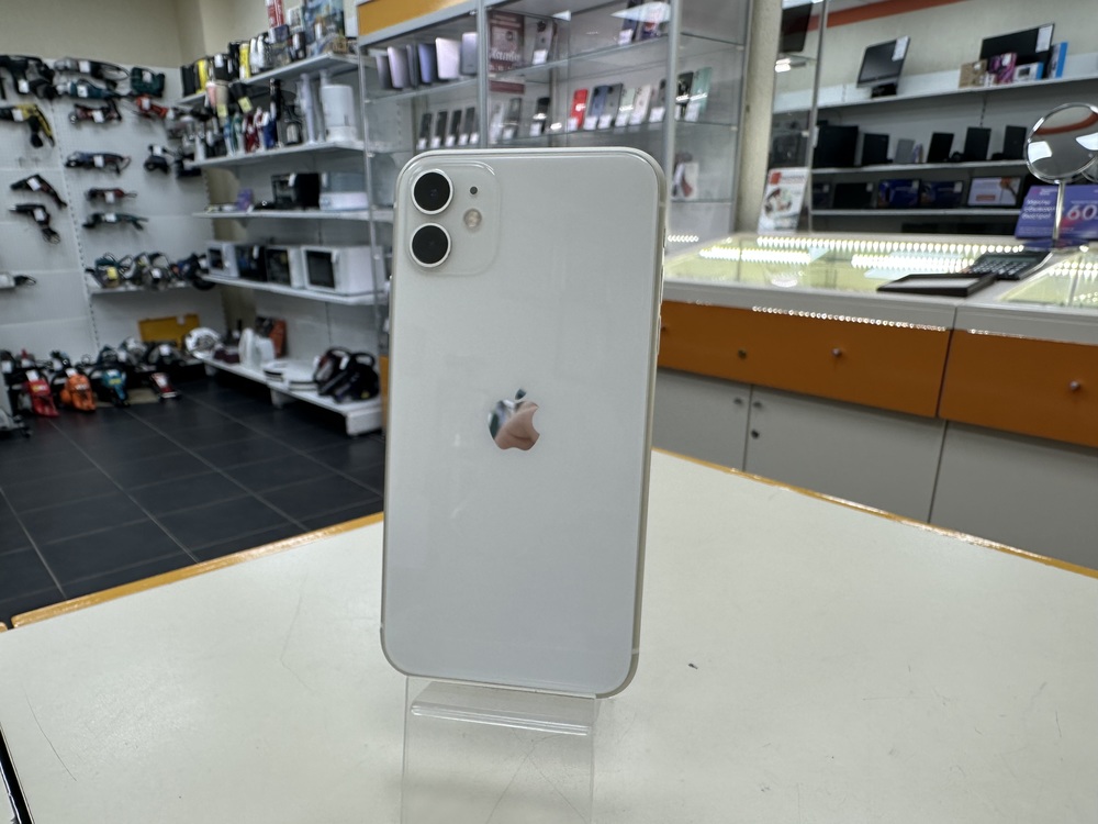 Смартфон Apple iPhone 11 128Gb
