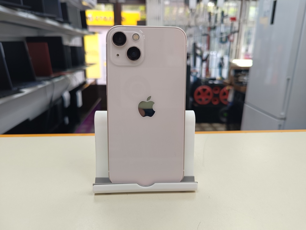 Смартфон Apple iPhone 13 128Gb