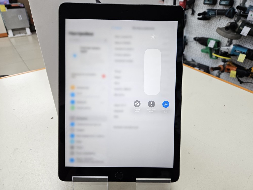 Планшет Apple iPad 9 64 ГБ (2021 A2602 (Wi-Fi)