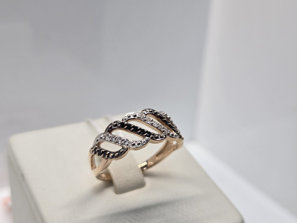 КОЛЬЦО С КАМНЯМИ (Au 585)