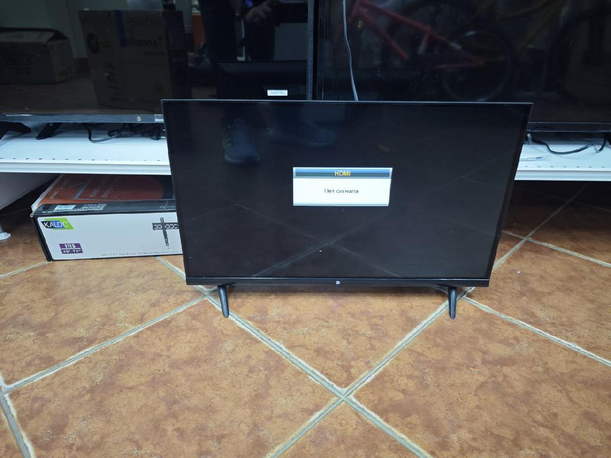 LED Телевизор HI RT-24H01FB