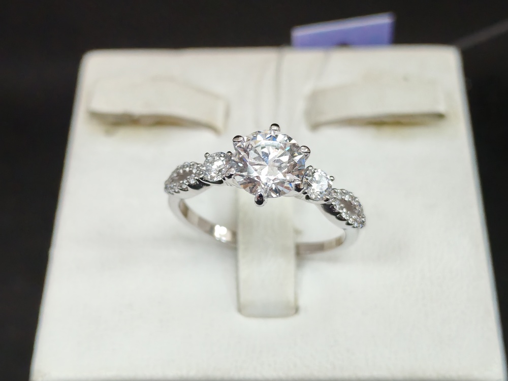 КОЛЬЦО БРИЛЛИАНТ (Au 585)