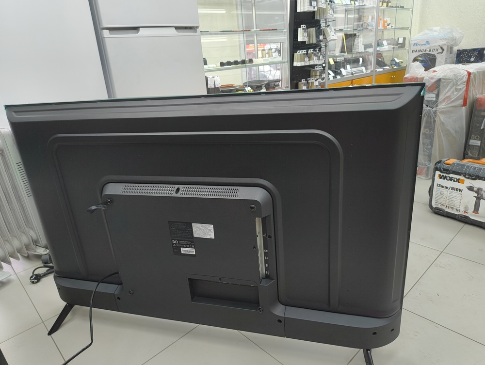 LED Телевизор BQ 50FSU42B