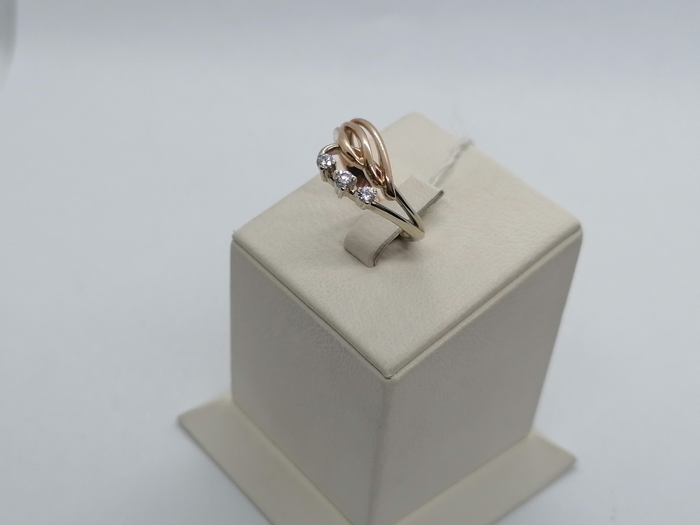 КОЛКМИ585 КОЛЬЦО С КАМНЯМИ (Au 585)