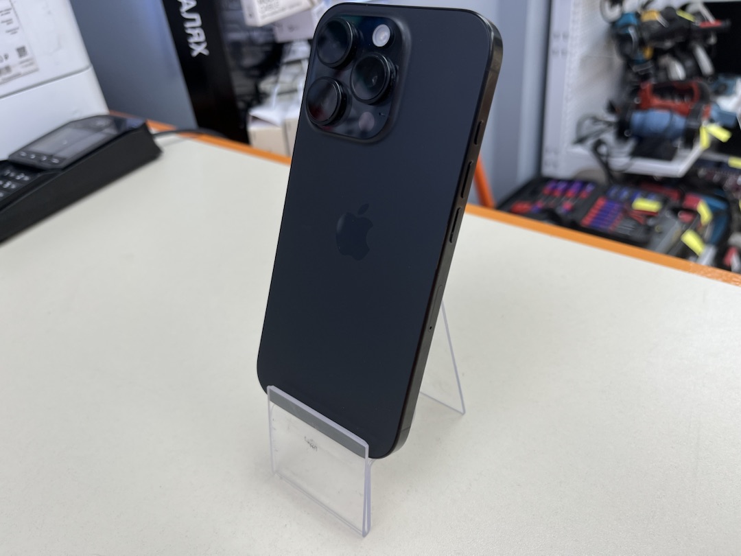 Смартфон Apple Iphone 16 Pro 256Gb