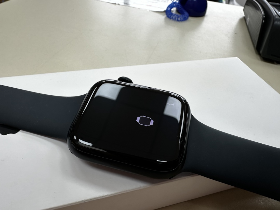 Смарт-часы Apple Watch SE 2025 44mm