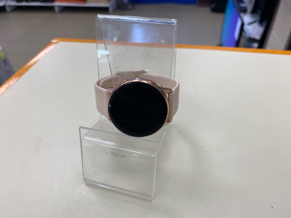 Смарт-часы Samsung Galaxy Watch Active
