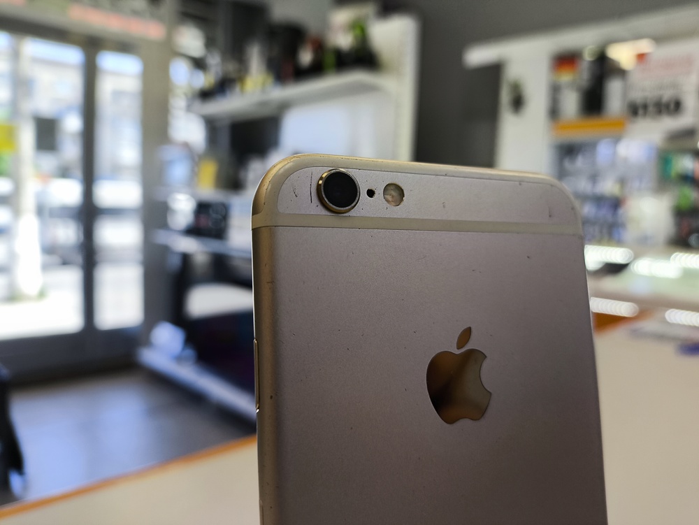 Смартфон Apple iPhone 6S 16Gb
