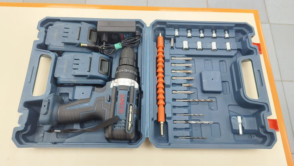 Шуруповерт Bosch 