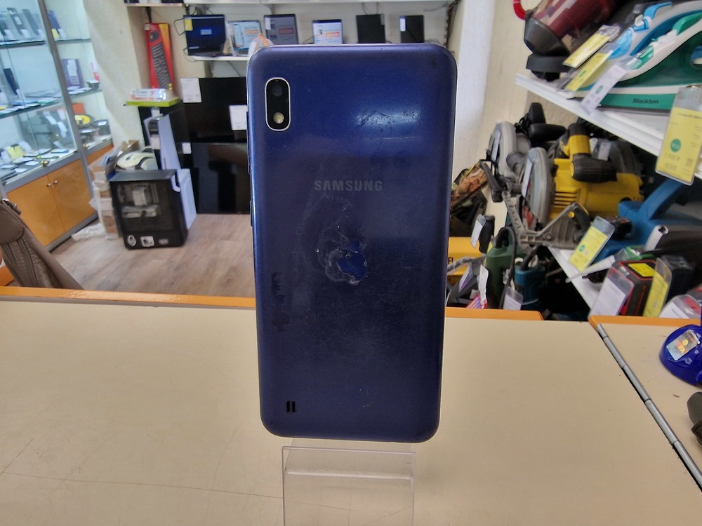 Смартфон Samsung Galaxy A10 2/32