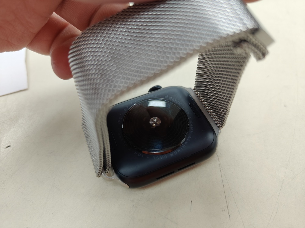 Смарт-часы Apple Watch SE 2022 44mm