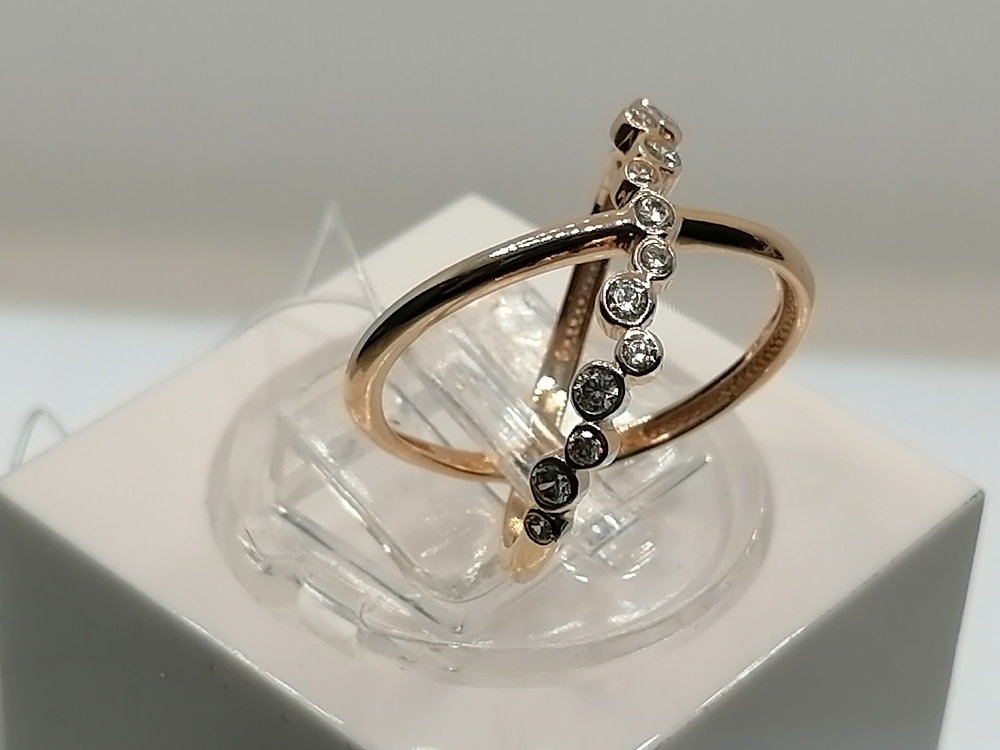 КОЛЬЦО С КАМНЯМИ (Au 585)