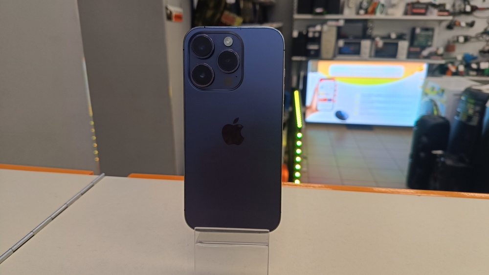 Смартфон Apple Iphone 14 256Gb