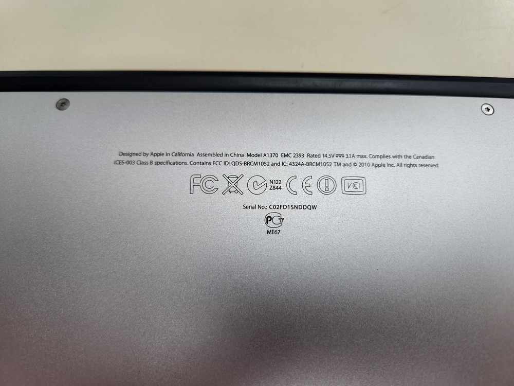 Ноутбук Apple MacBook Air (11 дюймов, A1370) 2010