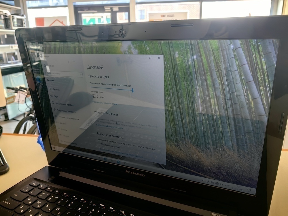 Ноутбук Lenovo; A10-7300, Radeon R6 series, 8 Гб, 240 Гб, Нет