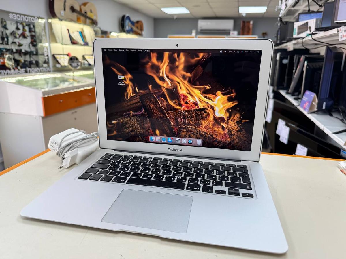 Ноутбук Apple MacBookAir i5-13 дюймов(2017) A1466