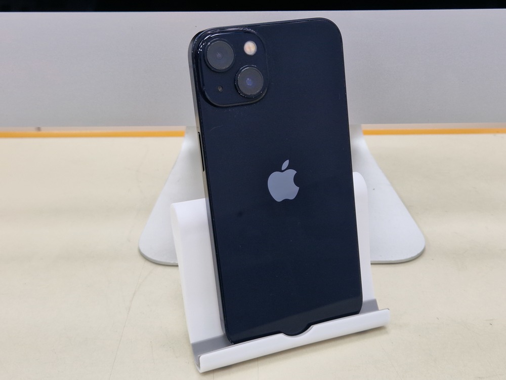 Смартфон Apple iPhone 13 128Gb