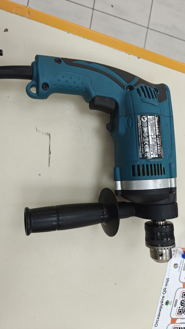 Дрель-ударная Makita HP1630.