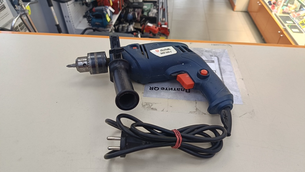 Дрель Defort 650N