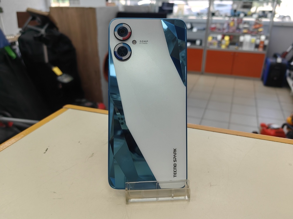 Смартфон Tecno Spark 9 PRO 4/128