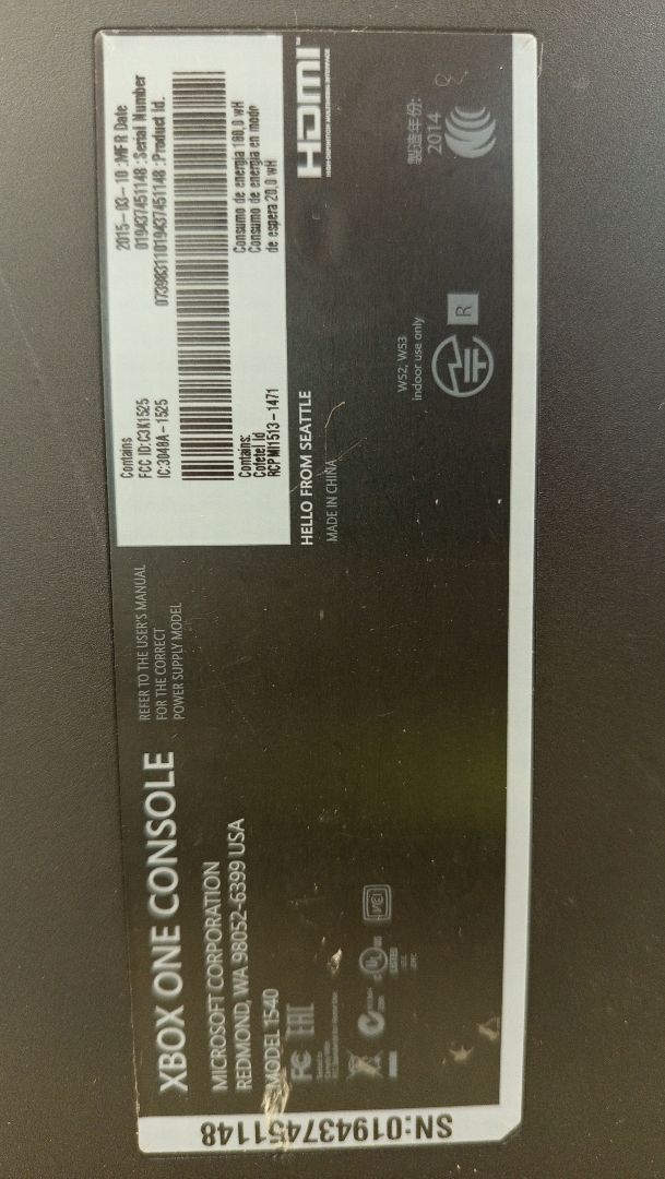 Игровая приставка Xbox One 500Gb Игровая приставка Xbox One 500Gb