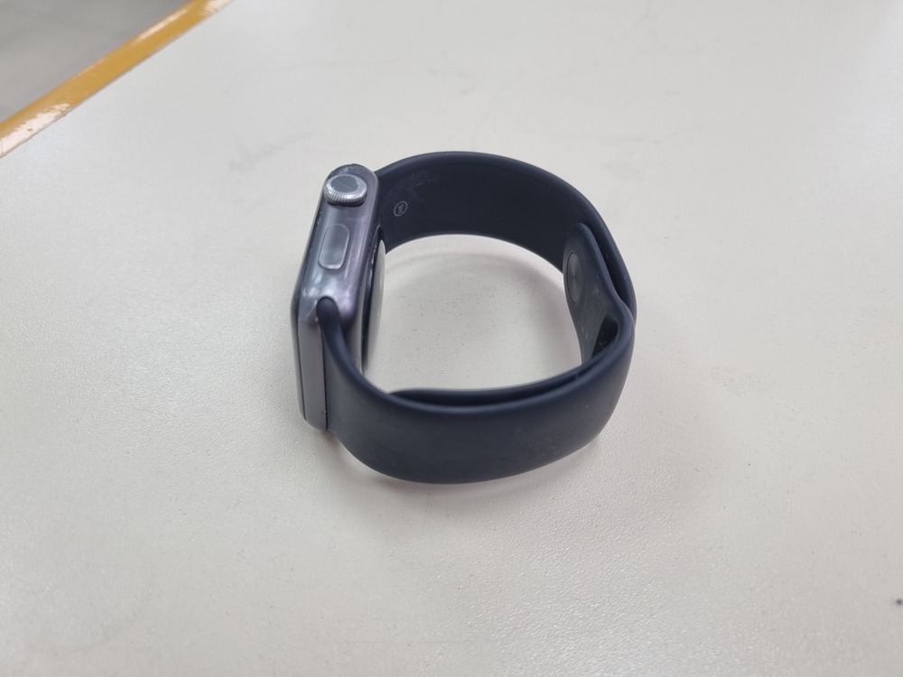 Смарт-часы Apple Watch Series 3 42 мм