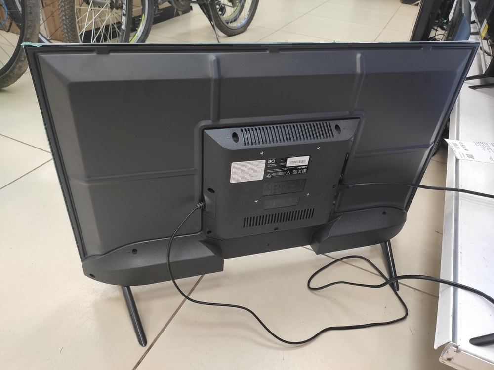 LED Телевизор BQ 32FS34B