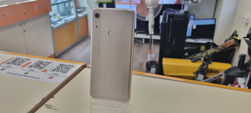 Смартфон Honor 8A 2/32