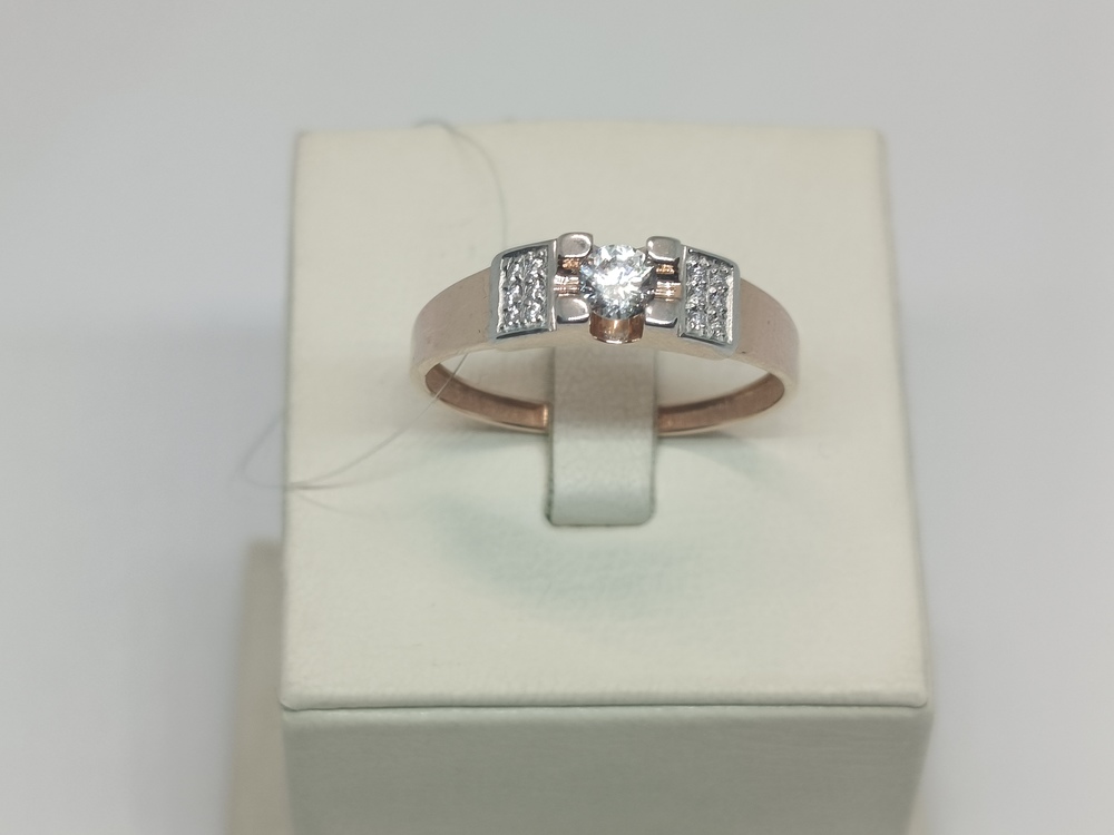 КОЛЬЦО С КАМНЯМИ (Au 585)