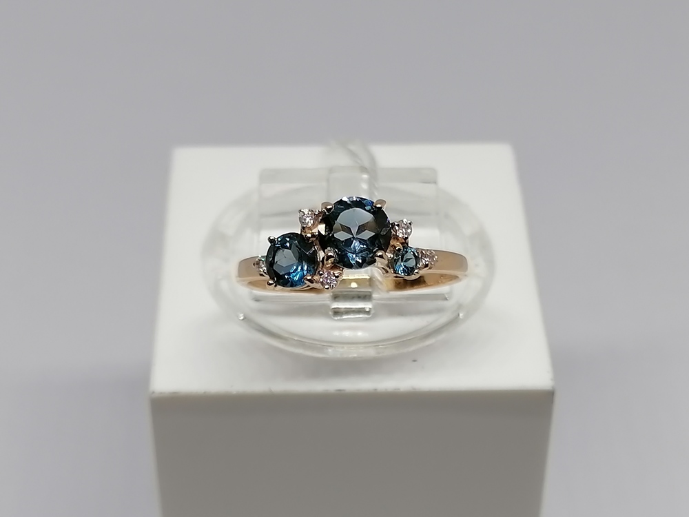 КОЛКМИ585 КОЛЬЦО С КАМНЯМИ (Au 585)