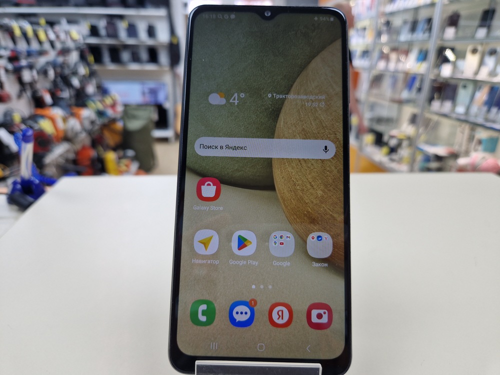Смартфон Samsung Galaxy A12 4/64