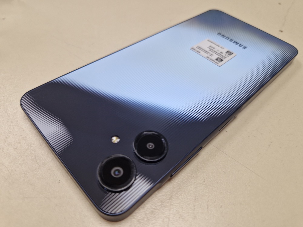 Смартфон Samsung Galaxy A06 4/64