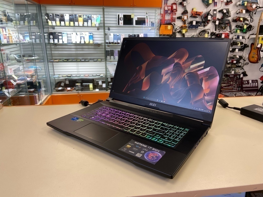 Ноутбук MSI Katana 17 B12VFK-424RU; Core I5-12450H, Geforce RTX 4060, 16 Гб, 512 GB, Нет