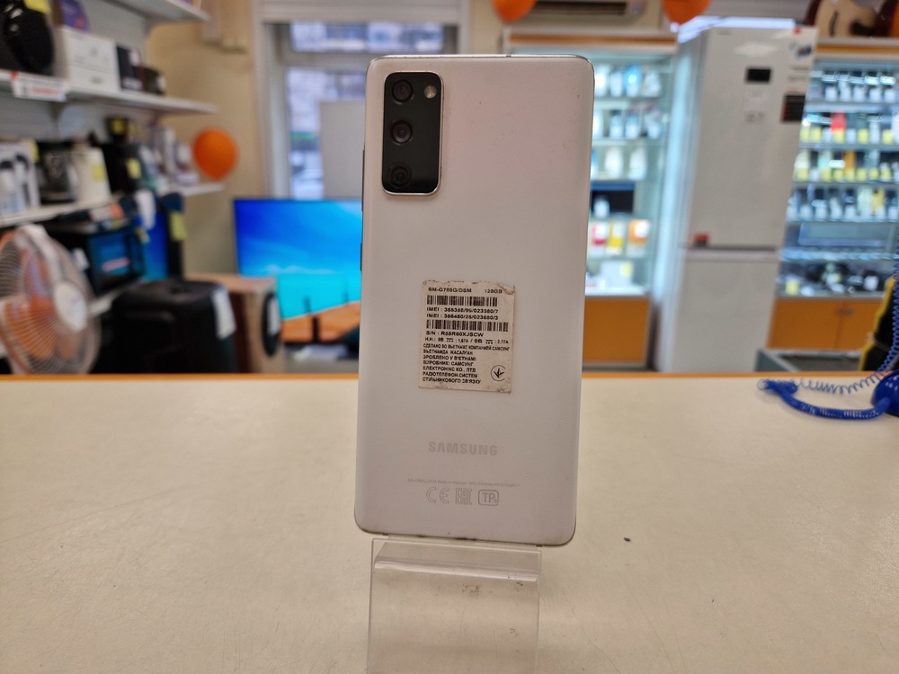 Смартфон Samsung Galaxy S21 FE 6/128