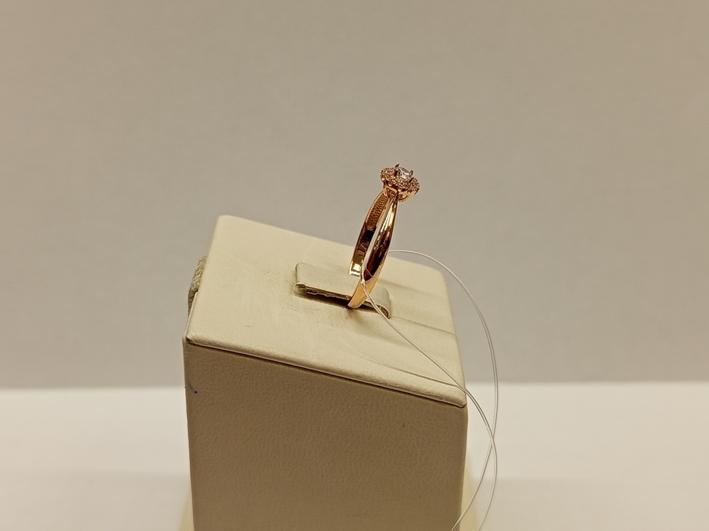 КОЛЬЦО С КАМНЯМИ (Au 585)