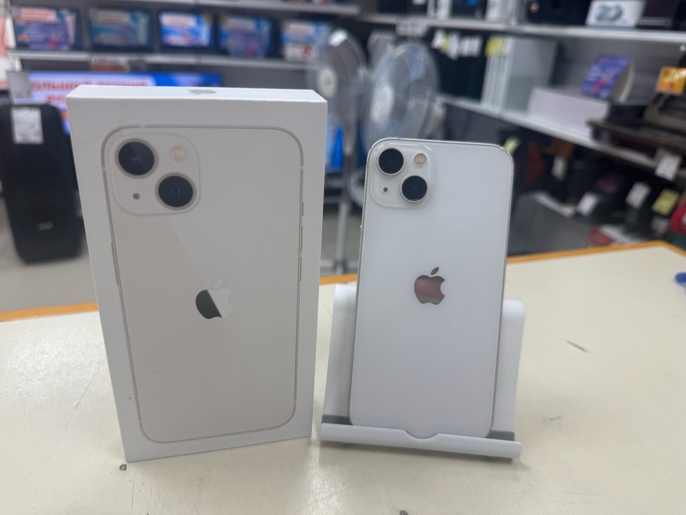 Смартфон Apple iPhone 13 128Gb