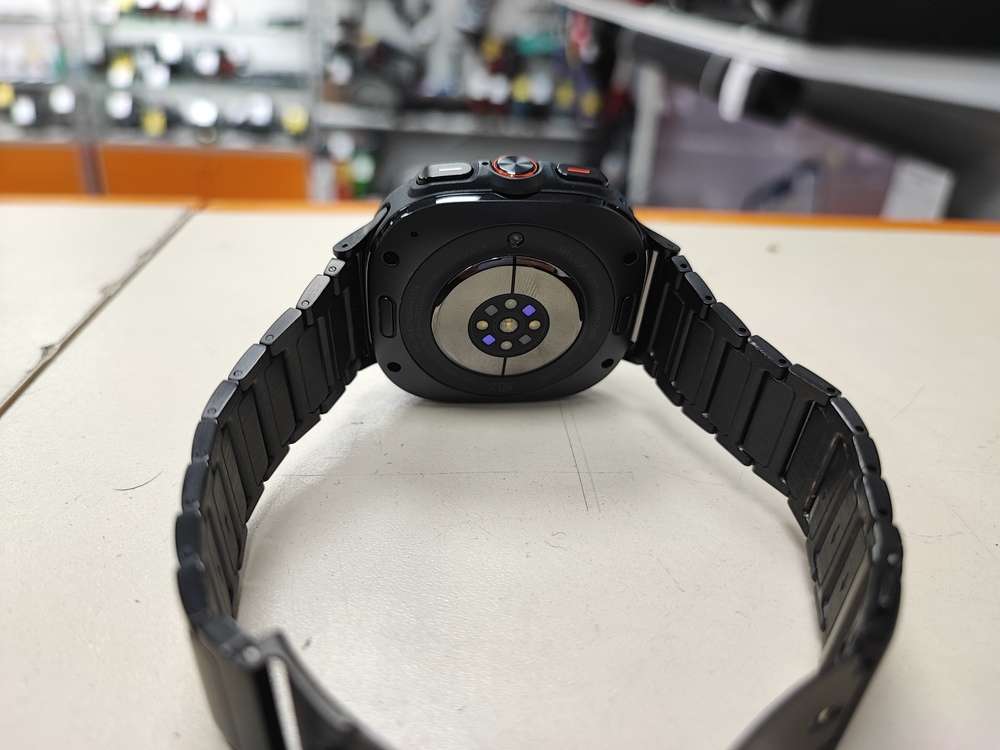 Смарт-часы Samsung Galaxy Watch Ultra 47мм LTE