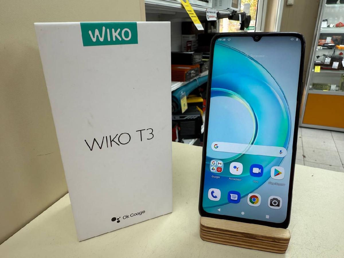 Смартфон Wiko T3